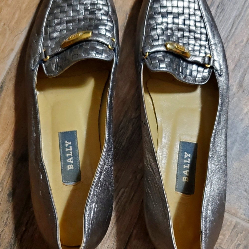 Bally Vanessa Leather Woven Flats SIZE 9